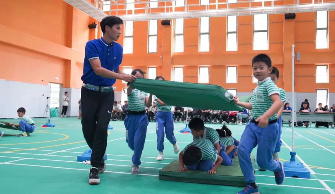 在闵行还有一所“文来”！今天一起走近TA→(图8)